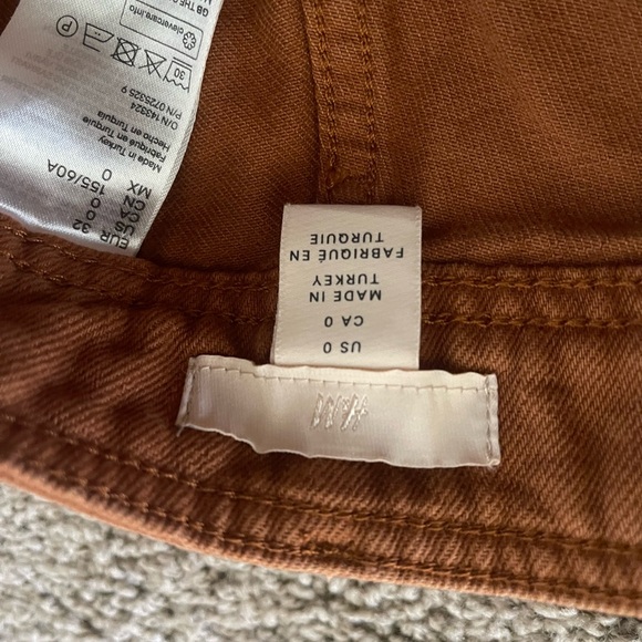 H&M high-waisted wide-cut jeans (size 0) - Picture 5 of 7